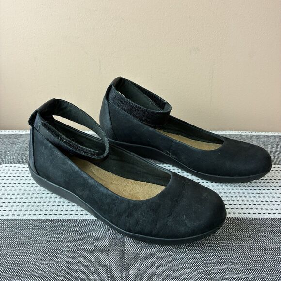 Clarks Medora-Nina Black Suede Ankle Wrap Ballet Flat Casual Women Shoes 7.5 - Picture 2 of 8